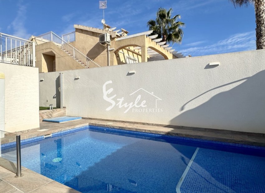 Reventa - Villa - Orihuela Costa  - Los Altos