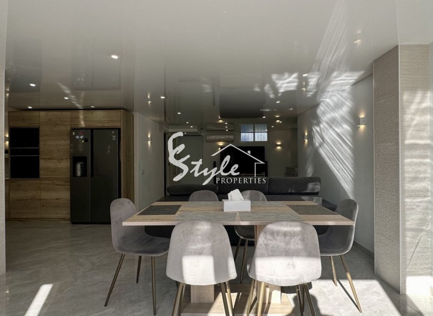 Reventa - Villa - Orihuela Costa  - Los Altos