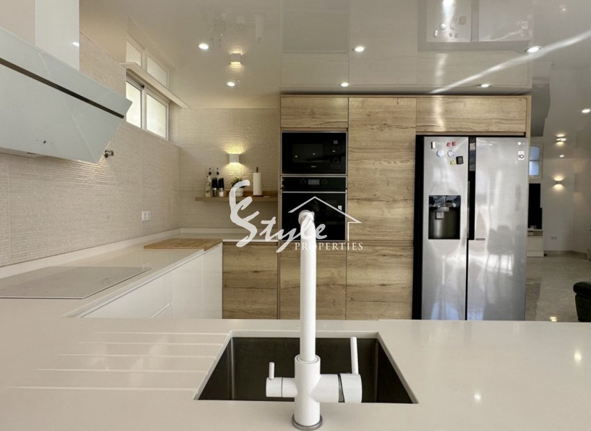 Reventa - Villa - Orihuela Costa  - Los Altos