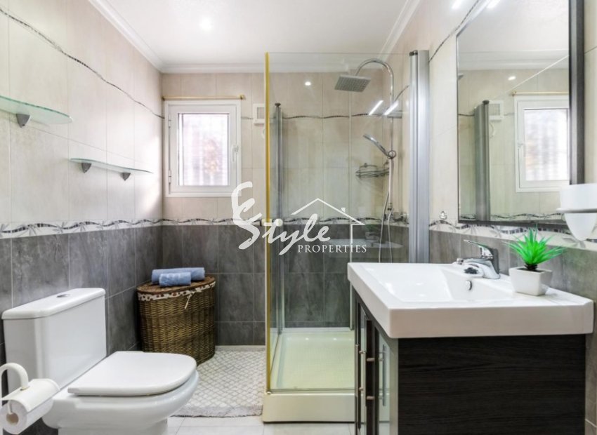 Reventa - Villa - Orihuela Costa  - Playa Flamenca