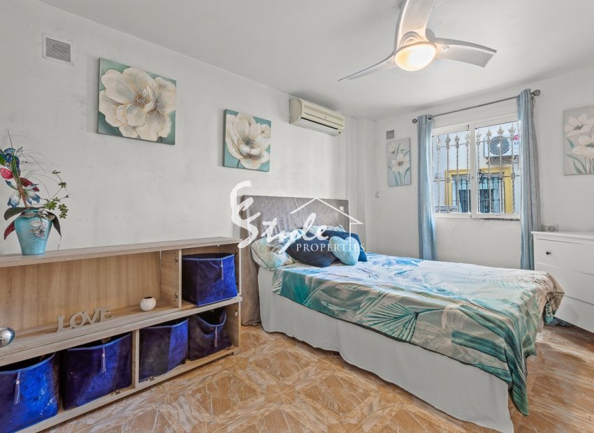 Reventa - Villa - Orihuela Costa  - Playa Flamenca