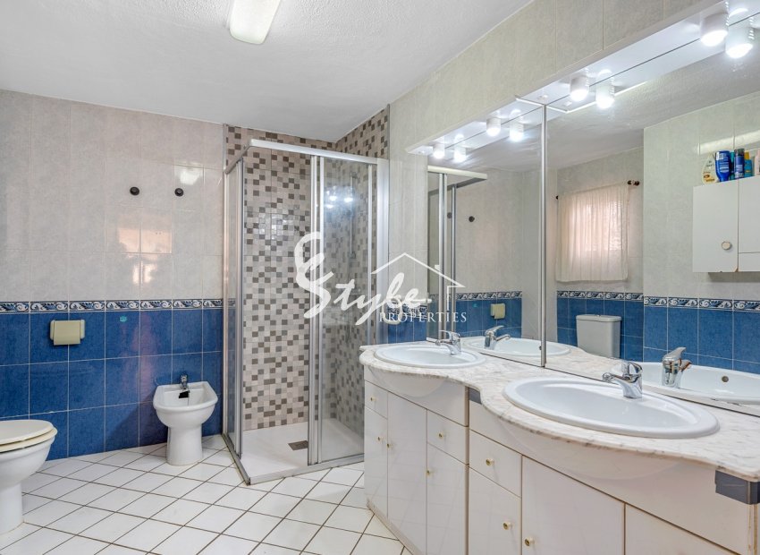 Reventa - Villa - Orihuela Costa  - Playa Flamenca