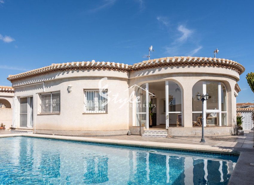 Reventa - Villa - Orihuela-Costa - Playa Flamenca