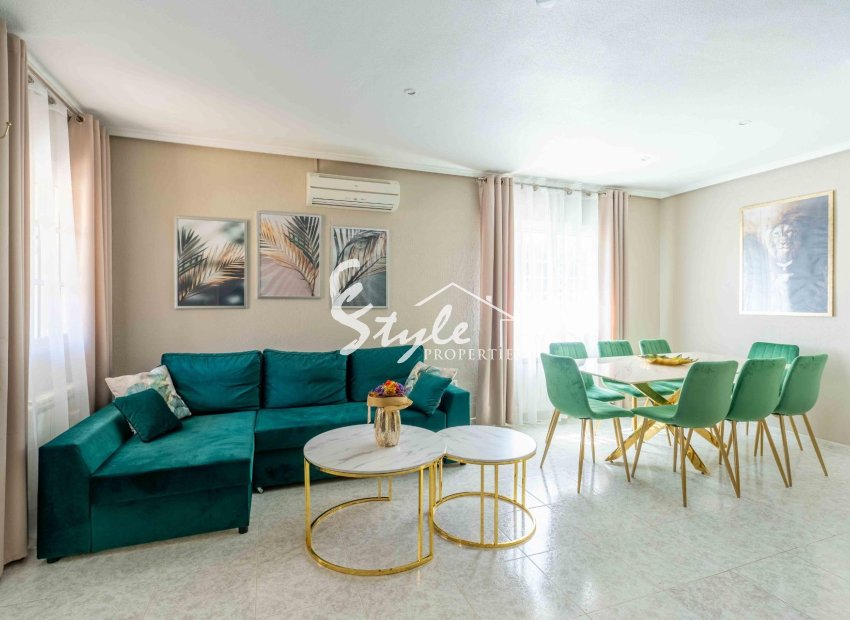 Reventa - Villa - Orihuela Costa  - Punta Prima