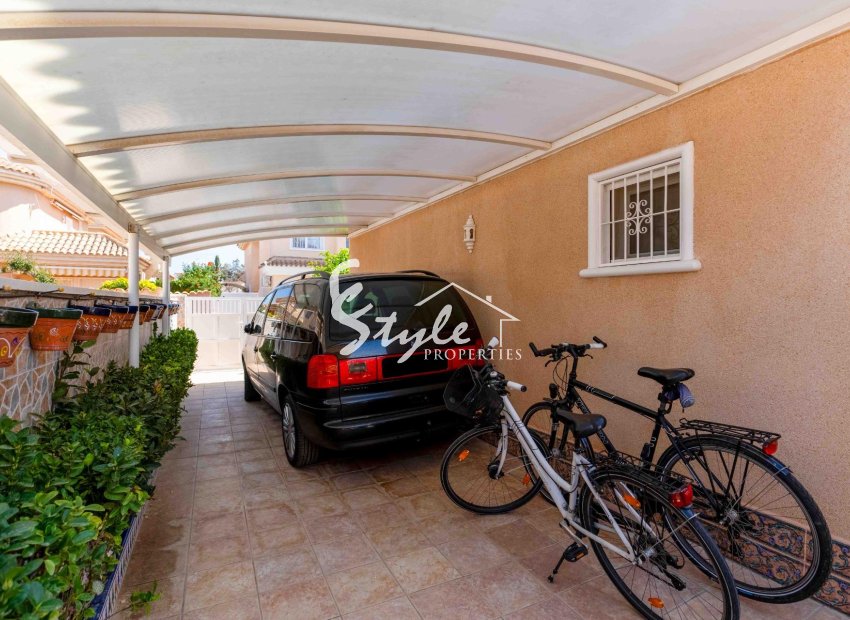 Reventa - Villa - Orihuela Costa  - Punta Prima