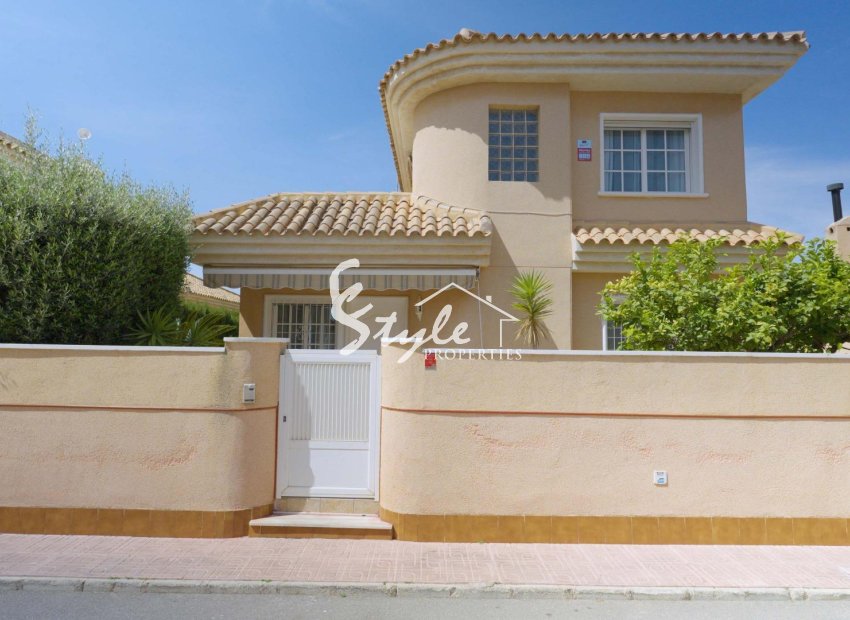 Reventa - Villa - Orihuela Costa  - Punta Prima
