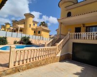Reventa - Villa - Orihuela Costa  - Villamartin