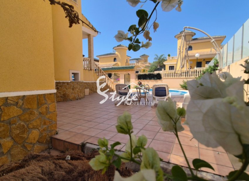 Reventa - Villa - Orihuela Costa  - Villamartin