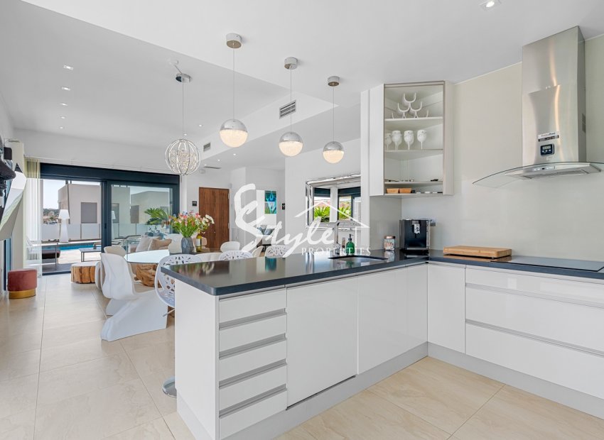 Reventa - Villa - Orihuela Costa  - Villamartin