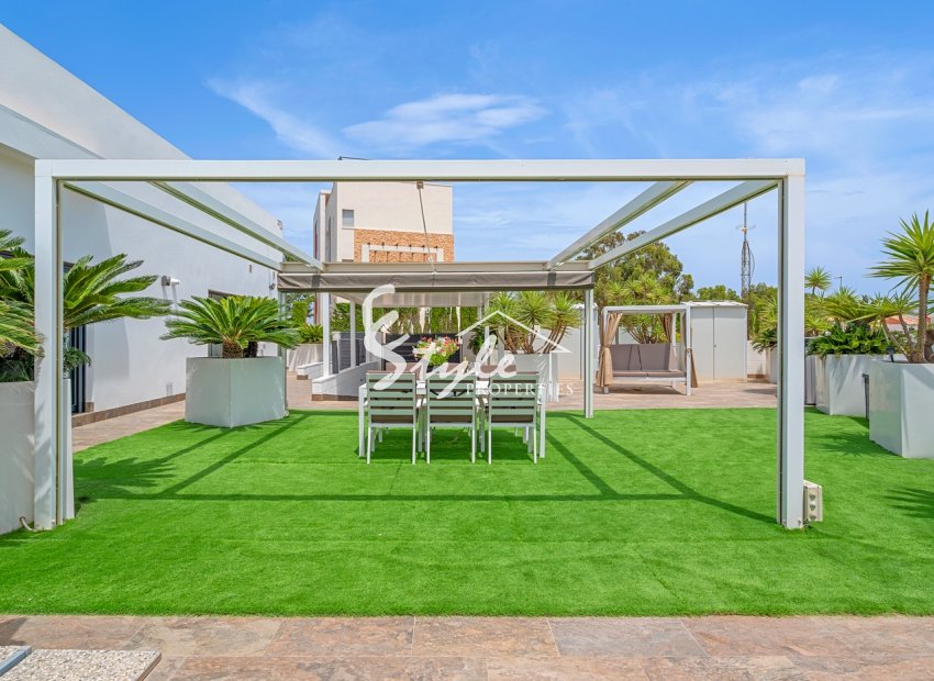 Reventa - Villa - Orihuela Costa  - Villamartin