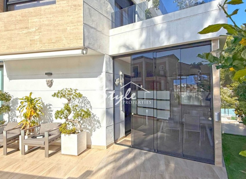 Reventa - Villa - Orihuela Costa  - Villamartin