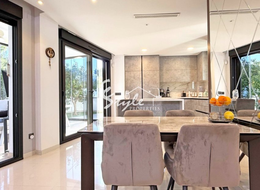 Reventa - Villa - Orihuela Costa  - Villamartin