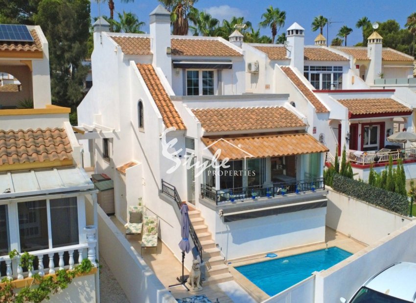 Reventa - Villa - Orihuela Costa  - Villamartin