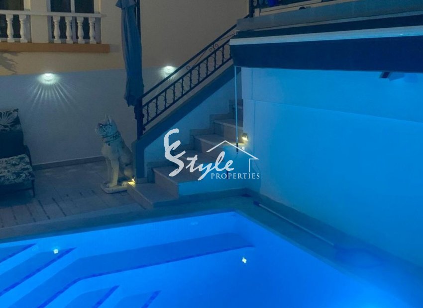 Reventa - Villa - Orihuela Costa  - Villamartin