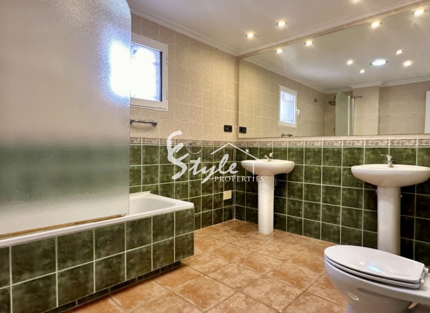 Reventa - Villa - Orihuela Costa  - Villamartin