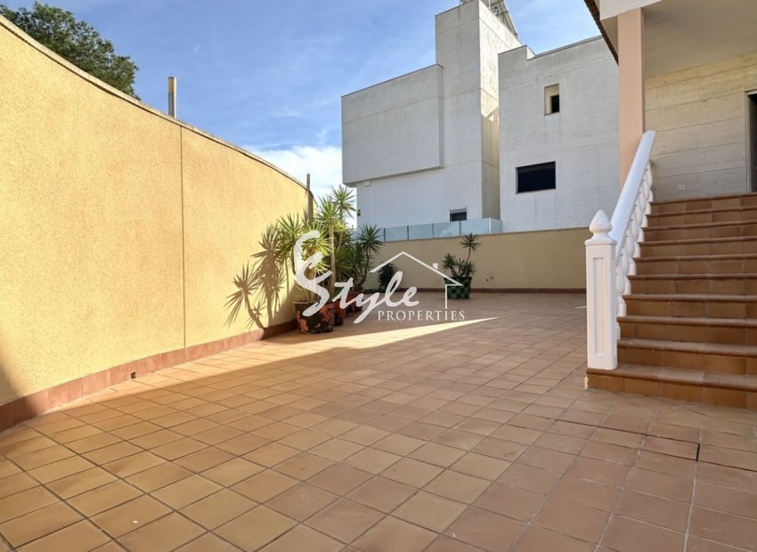 Reventa - Villa - Orihuela Costa  - Villamartin