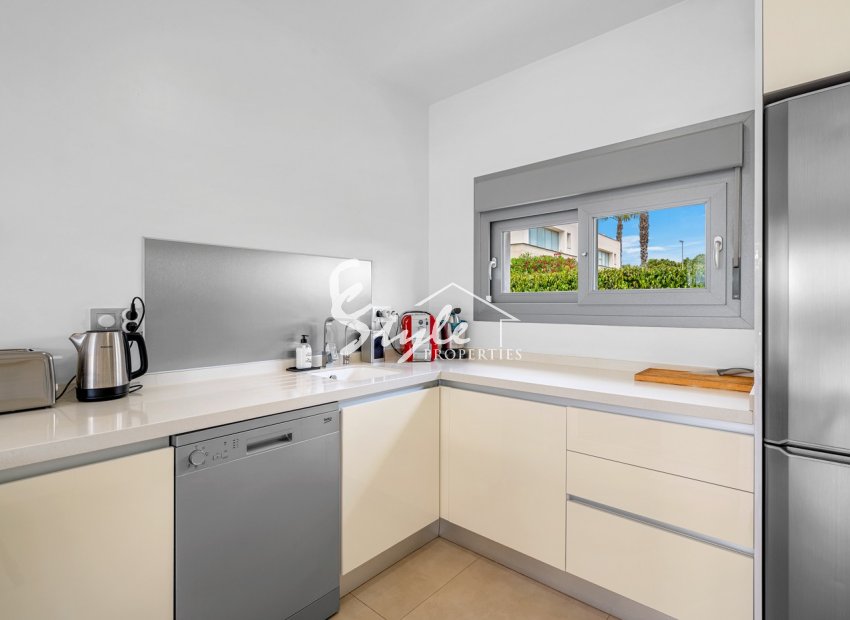 Reventa - Villa - Orihuela Costa  - Vistabella Golf