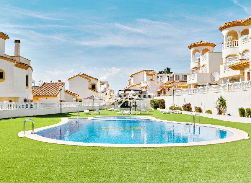 Reventa - Villa - Pinar De Campoverde