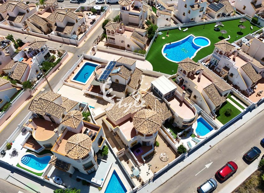 Reventa - Villa - Pinar De Campoverde