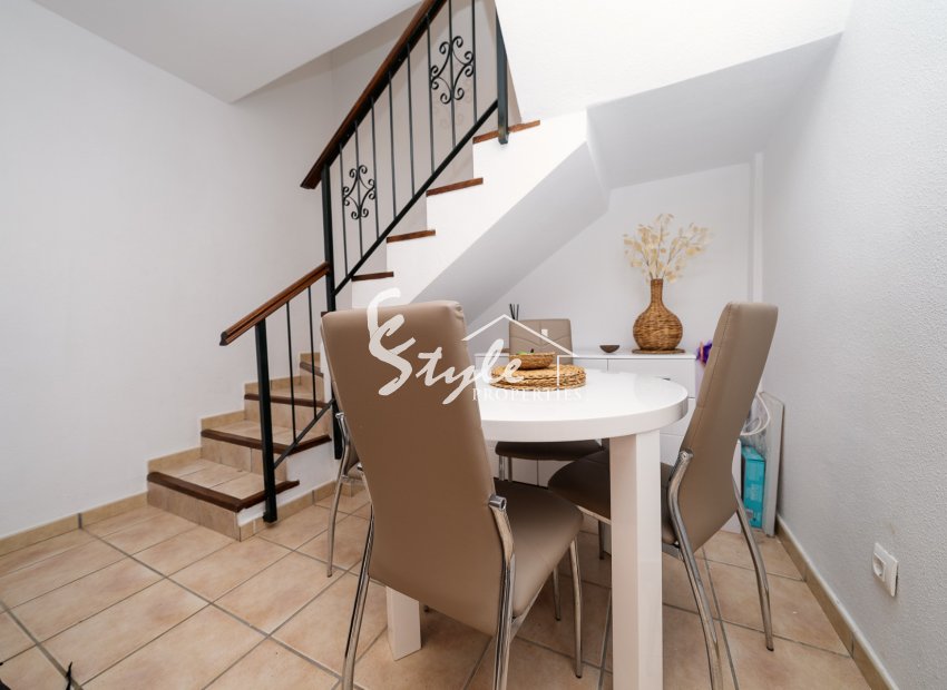 Reventa - Villa - Playa Flamenca - Sportcentre