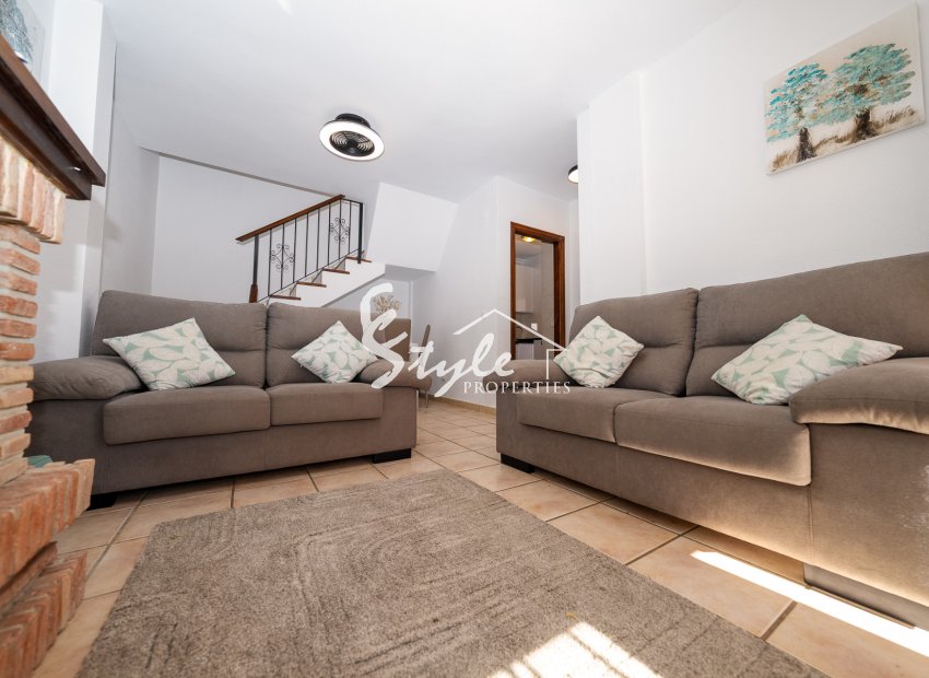 Reventa - Villa - Playa Flamenca - Sportcentre