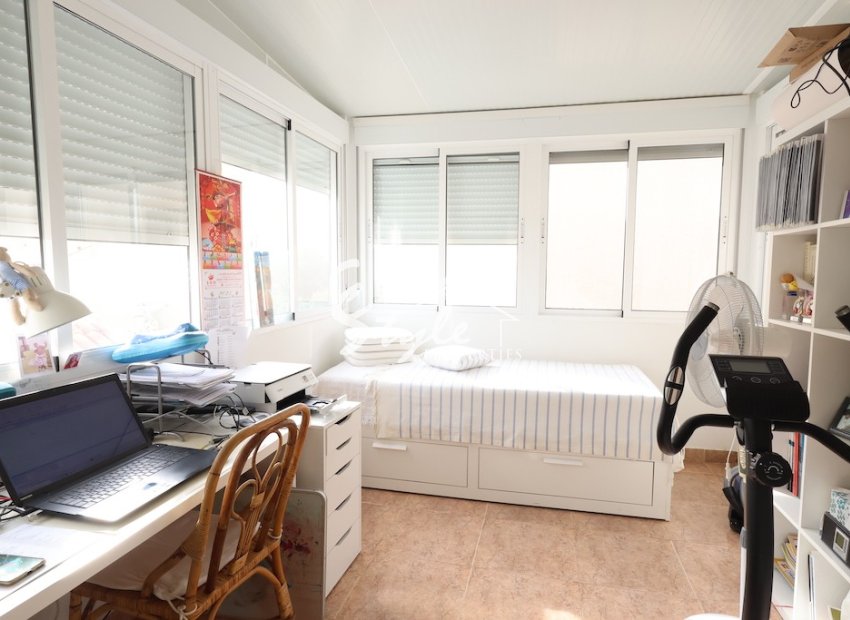 Reventa - Villa - Playa Flamenca