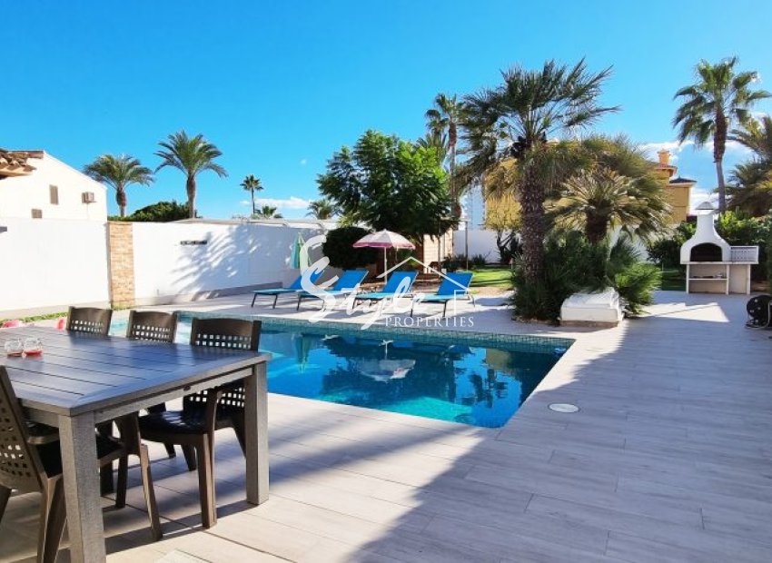 Reventa - Villa - Playa Flamenca
