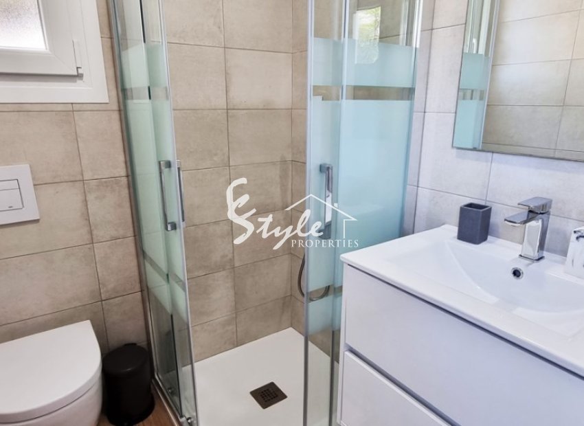 Reventa - Villa - Playa Flamenca