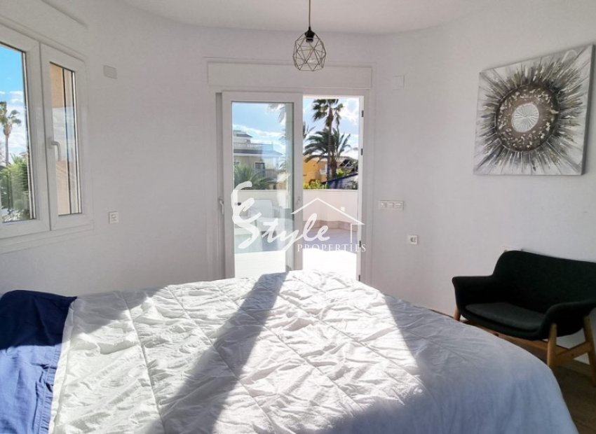 Reventa - Villa - Playa Flamenca