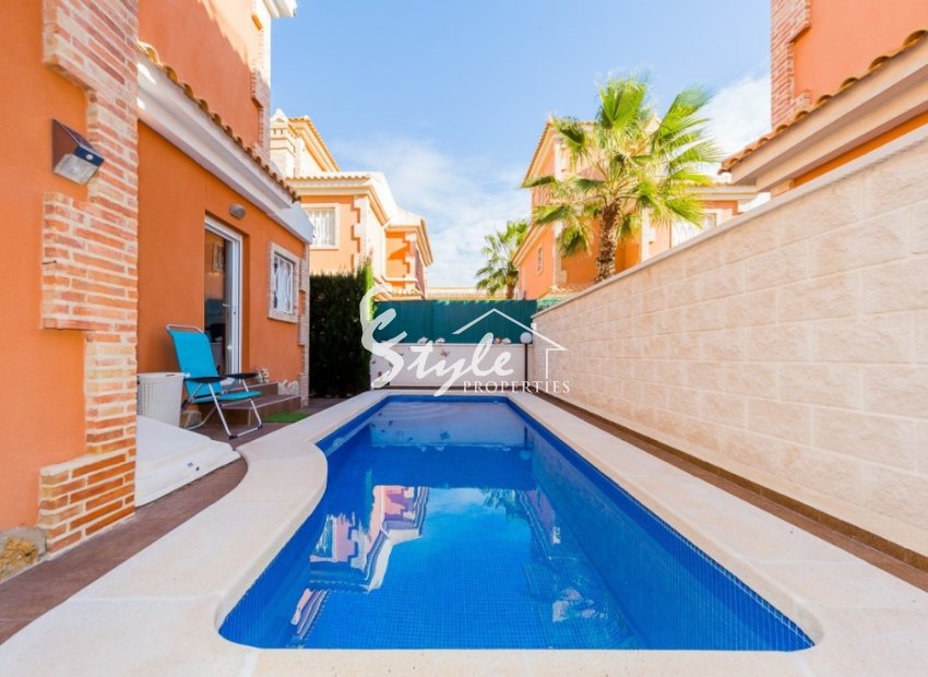 Reventa - Villa - Playa Flamenca