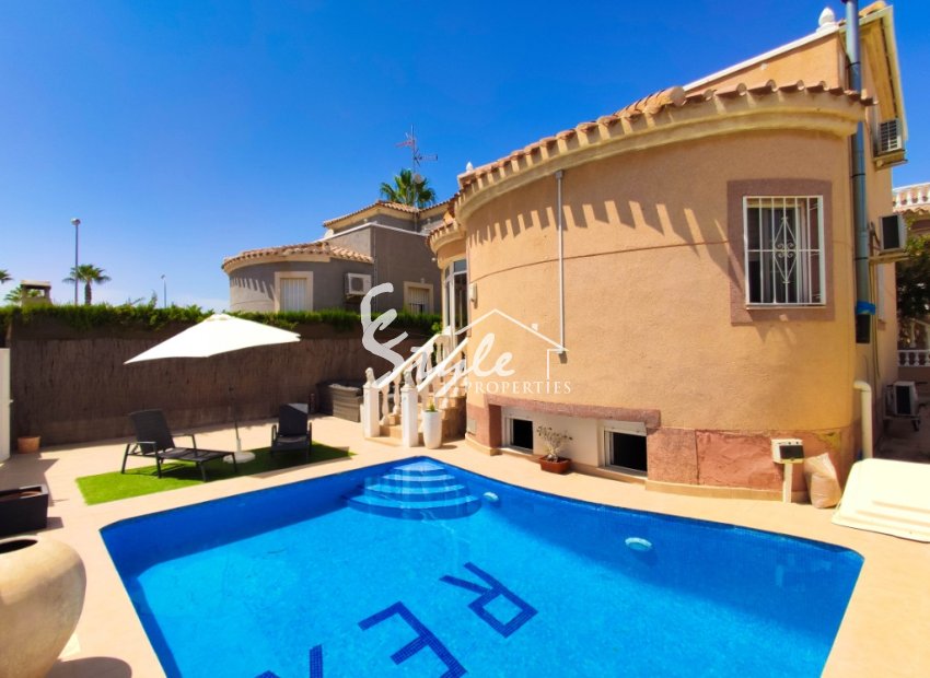Reventa - Villa - Playa Flamenca