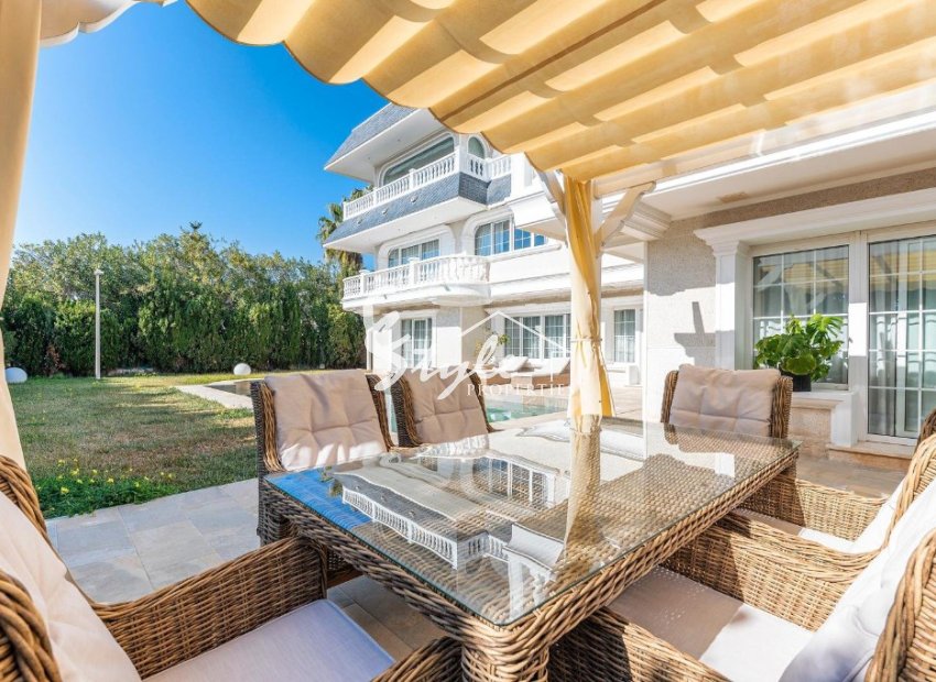 Reventa - Villa - Playa San Juan