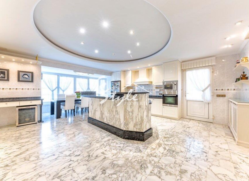 Reventa - Villa - Playa San Juan