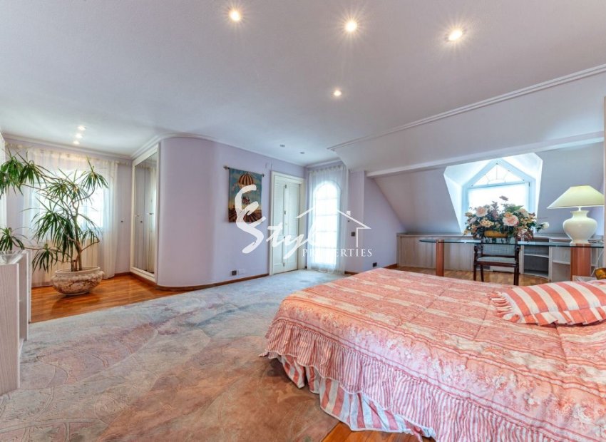 Reventa - Villa - Playa San Juan