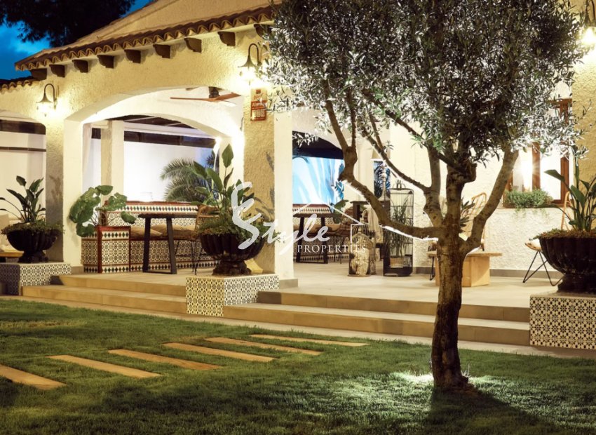 Reventa - Villa - Punta Prima