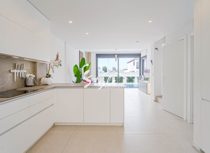 Reventa - Villa - Punta Prima