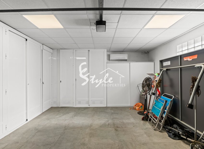 Reventa - Villa - San Juan Alicante - Frank Espinós