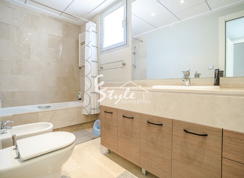 Reventa - Villa - San Miguel De Salinas - Las Colinas Golf