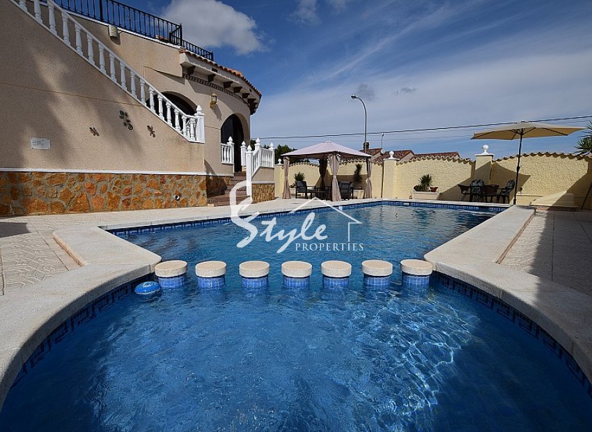 Reventa - Villa - San Miguel De Salinas