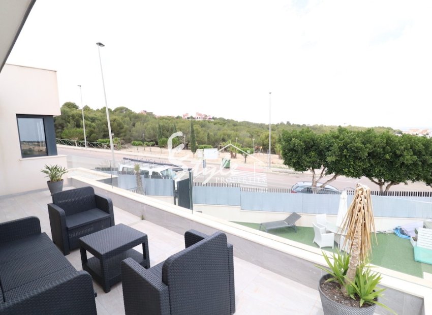 Reventa - Villa - San Miguel De Salinas