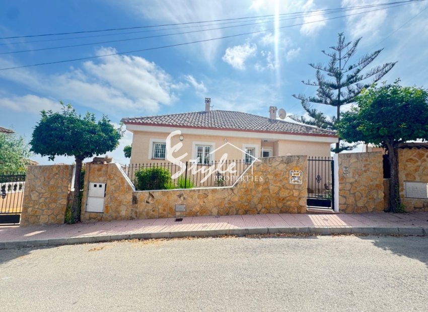 Reventa - Villa - San Miguel - San Miguel De Salinas
