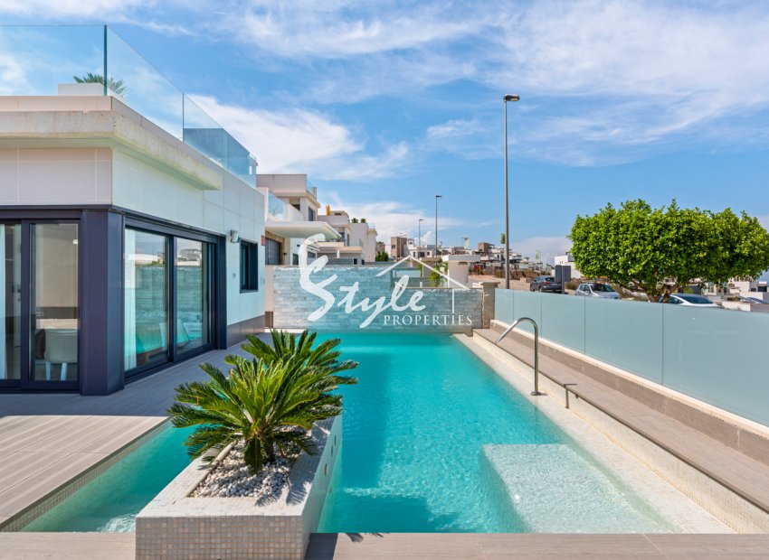 Reventa - Villa - San Miguel - San Miguel De Salinas