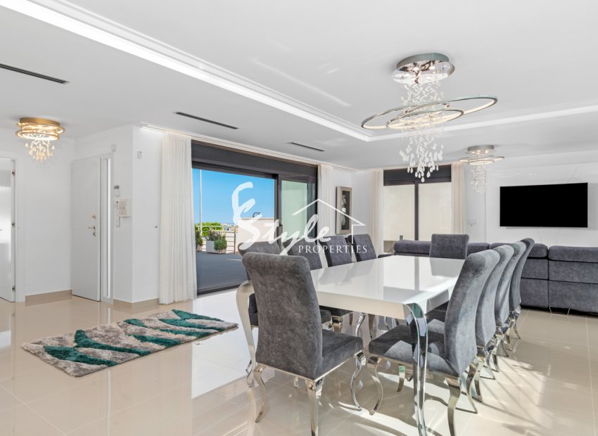 Reventa - Villa - San Miguel - San Miguel De Salinas