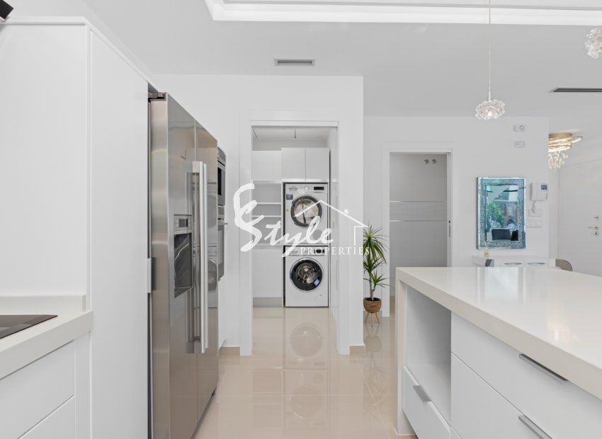 Reventa - Villa - San Miguel - San Miguel De Salinas