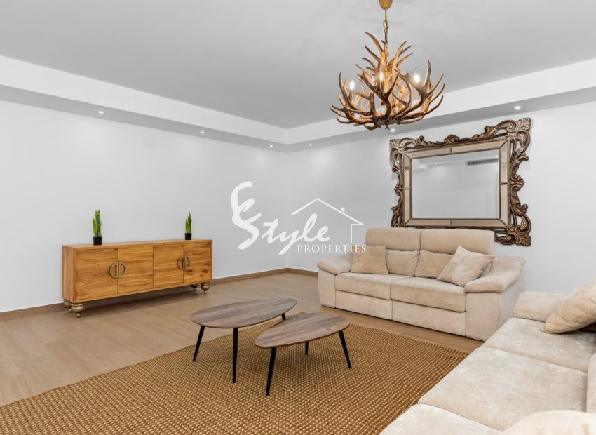 Reventa - Villa - San Miguel - San Miguel De Salinas