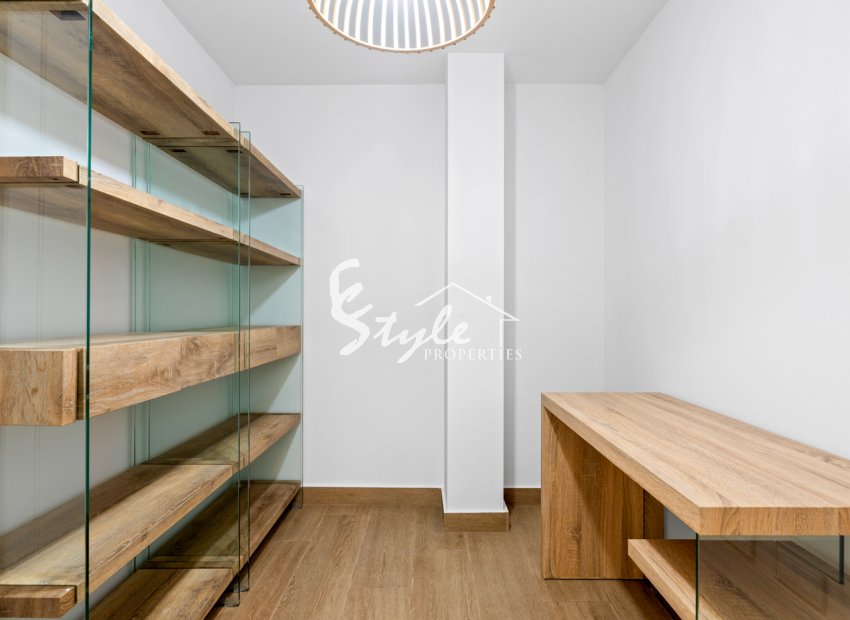 Reventa - Villa - San Miguel - San Miguel De Salinas