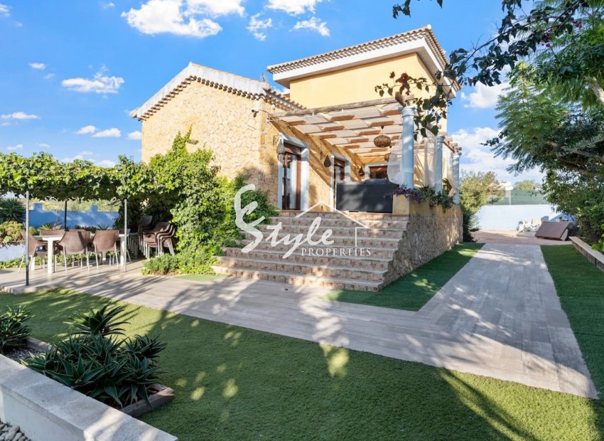 Reventa - Villa - Santa Pola - El Poble Llevanti