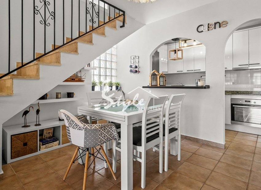 Reventa - Villa - Torre de La Horadada - Pueblo Latino