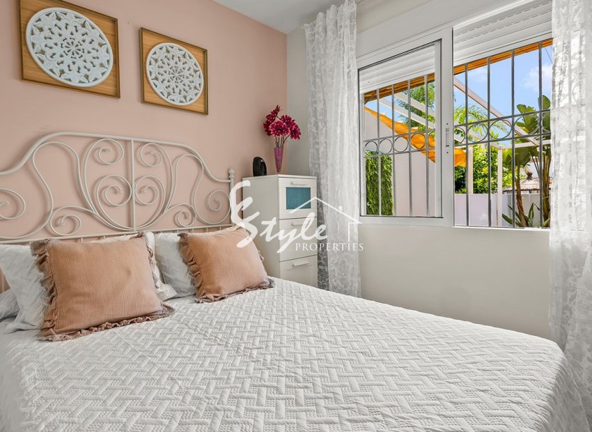 Reventa - Villa - Torre de La Horadada - Pueblo Latino