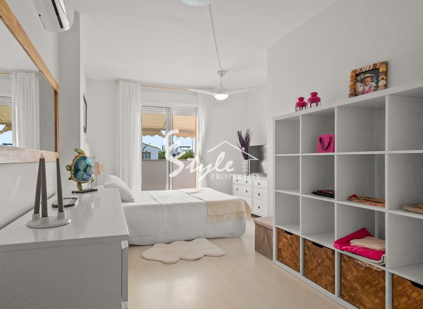 Reventa - Villa - Torre de La Horadada - Pueblo Latino